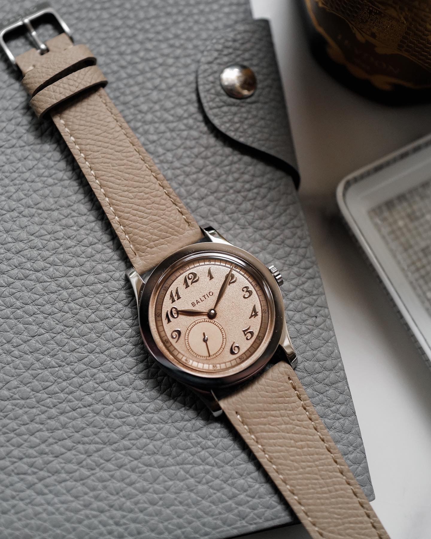 Desert Taupe Grain